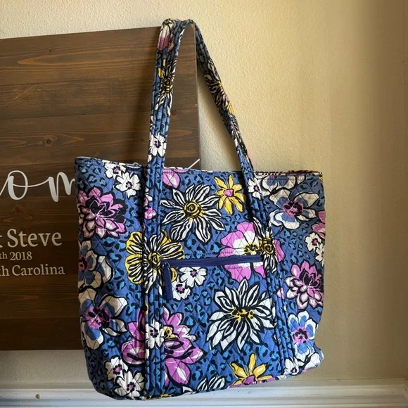 Vera Bradley Blue Floral Tote - Picture 5 of 7
